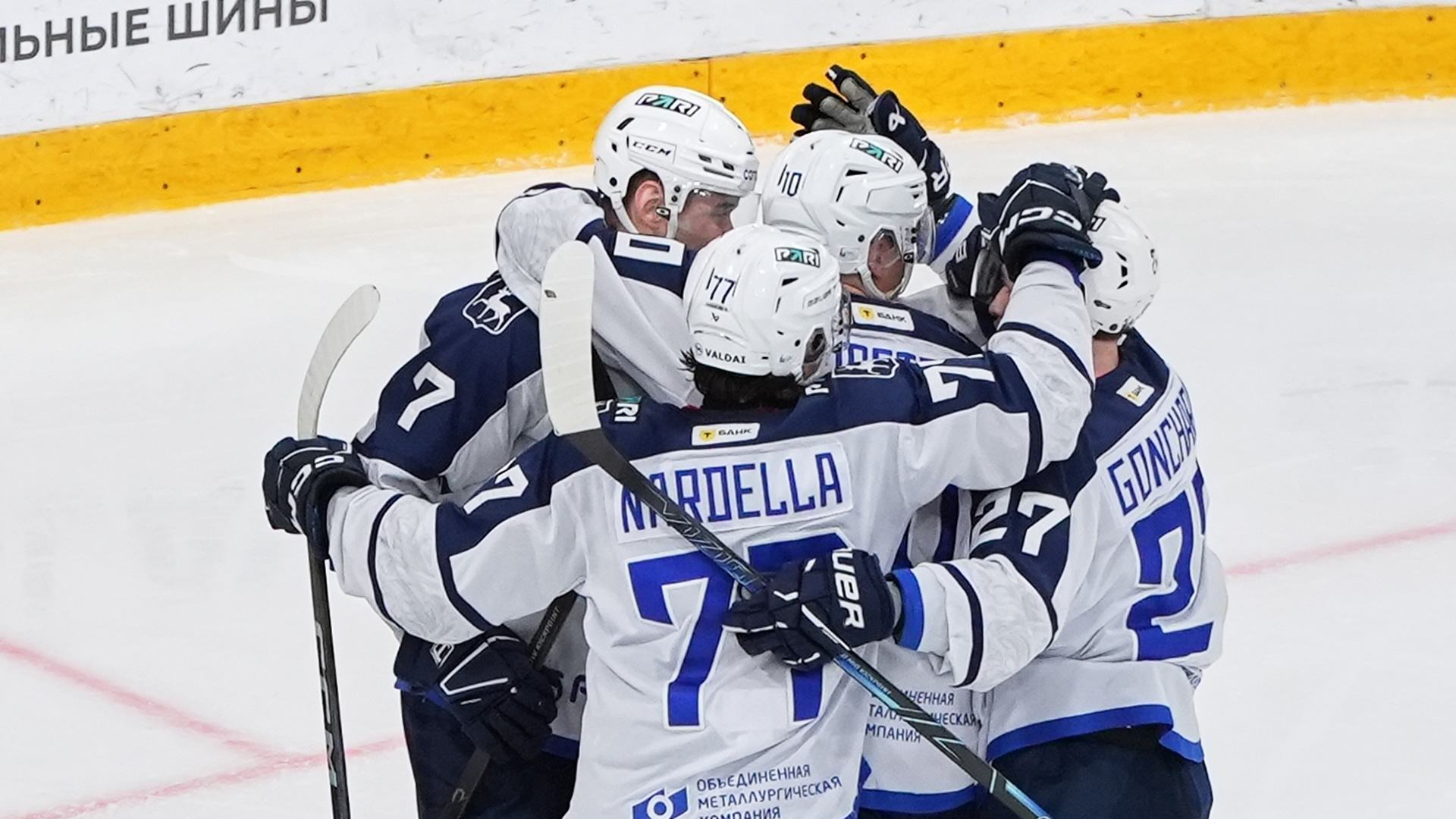 Первый матч - за «Торпедо»