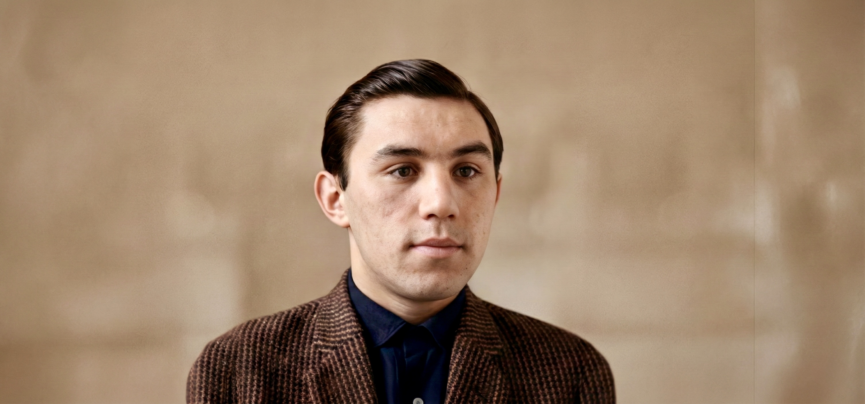 Цементировал оборону