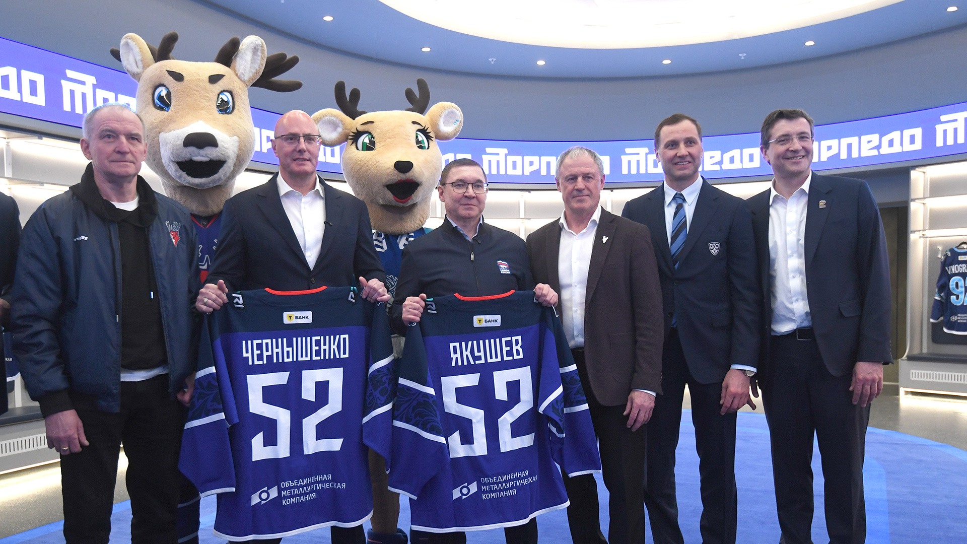 Дмитрий Чернышенко и Алексей Морозов посетили новую арену в Нижнем Новгороде